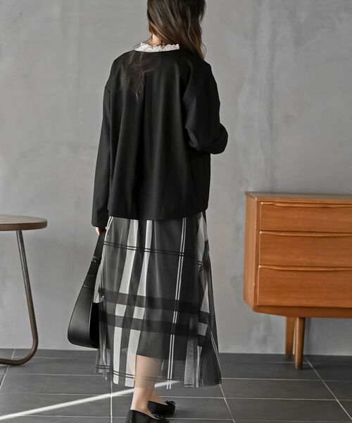 rps(アールピーエス)の「麻混ノーカラージャケット(ノーカラージャケット・レディース・アイボリー/ブラック/ネイビー・フリー)」の22枚目の写真