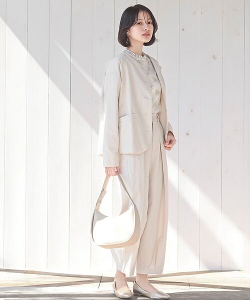 rps(アールピーエス)の「麻混ノーカラージャケット(ノーカラージャケット・レディース・アイボリー/ブラック/ネイビー・フリー)」の4枚目の写真