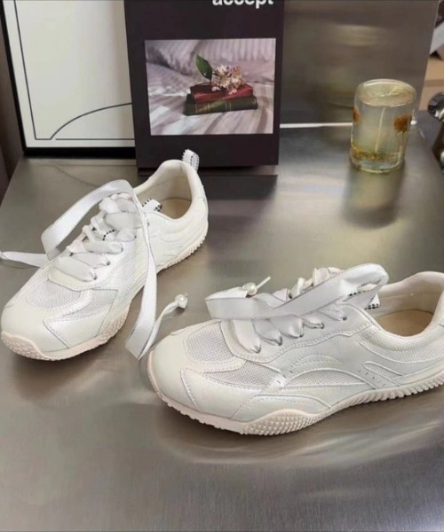 Teem Store（チームストア）の「リボン紐スニーカー（スニーカー・レディース・シルバー/ホワイト・L/M/S）」の13枚目の写真