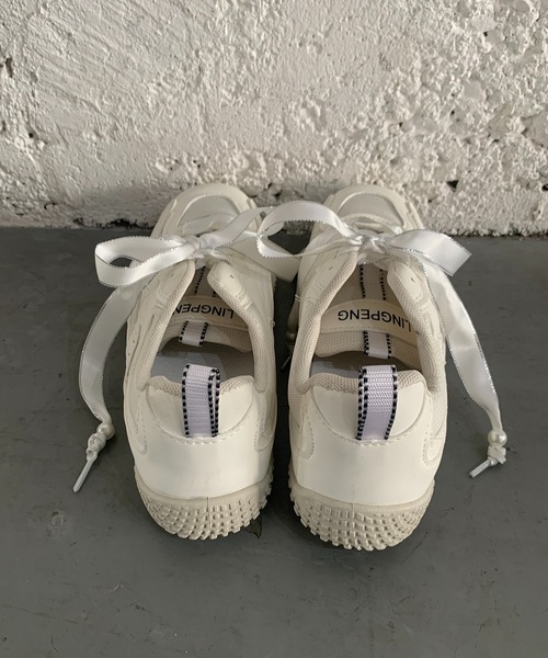 Teem Store（チームストア）の「リボン紐スニーカー（スニーカー・レディース・シルバー/ホワイト・L/M/S）」の22枚目の写真