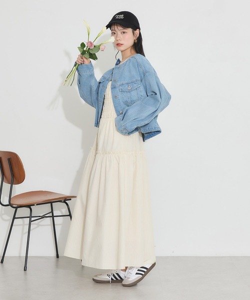 earth music&ecology（アースミュージックアンドエコロジー）の「ノーカラーデニムジャケット（デニムジャケット・レディース・ライトインディゴブルー/インディゴブルー・FREE）」の15枚目の写真