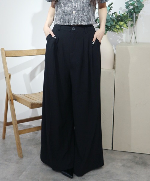 CeLess（セレス）の「【UNISEX】Wide Slacks / ワイドスラックス（スラックス・レディース・ブラック/グレー・S/M/L）」の8枚目の写真