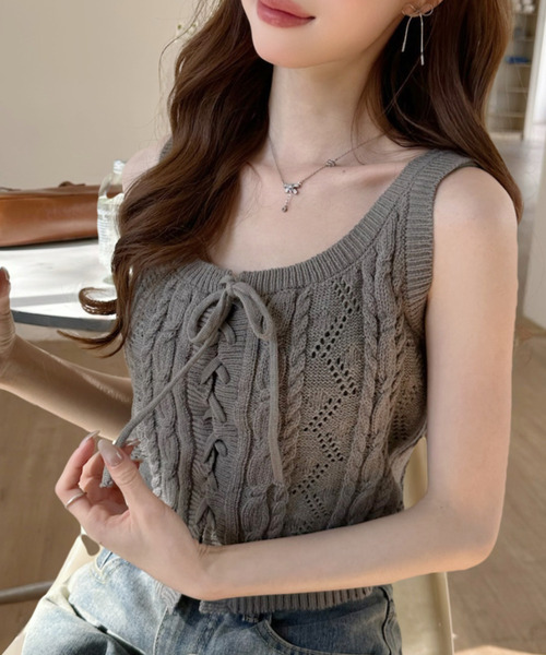 Ada.（エイダ）の「レースアップ ケーブル サマーニット ビスチェ（ニット/セーター・レディース・ネイビー/ホワイト/チャコール/ブラック/グレー・FREE）」の4枚目の写真