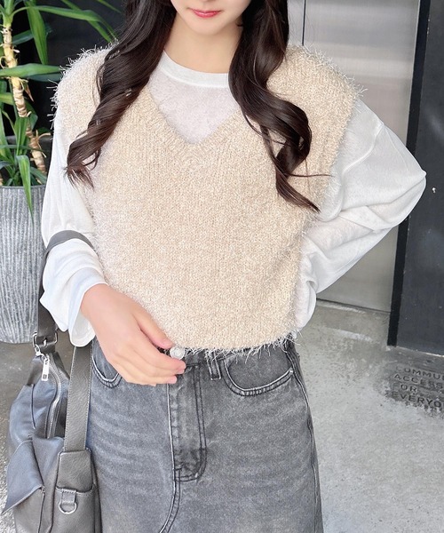 INGNI(イング)の「ラメフェザーニットベスト(ベスト・レディース・アイボリー/ブラック/ライトグレー・M)」の17枚目の写真