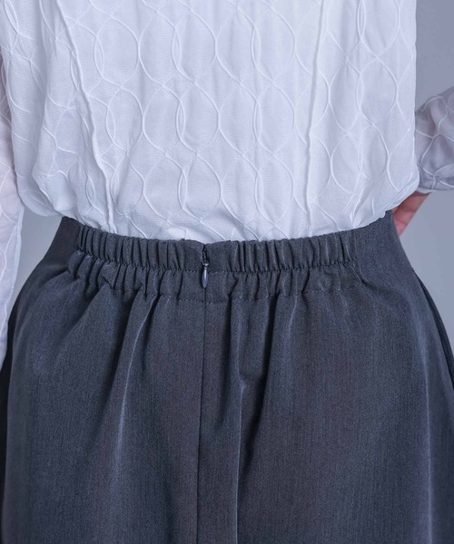 kOhAKU（コハク）の「『アシンメトリースカート』（スカート・レディース・ブラック/グレー・1/2）」の15枚目の写真