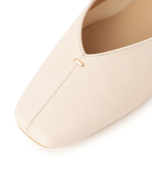 Juze（ジュゼ）の「メタルポイントバブーシュ（パンプス・レディース・オフホワイト/ブラック・S/M/L）」の15枚目の写真