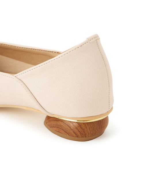 Juze（ジュゼ）の「メタルポイントバブーシュ（パンプス・レディース・オフホワイト/ブラック・S/M/L）」の16枚目の写真