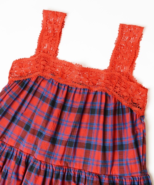 HOLIDAY(ホリデイ)の「KUMA LACE CHECK VOLUME MINI DRESS クマレースチェックボリュームミニドレス(ワンピース・レディース・レッド・ONE SIZE)」の3枚目の写真