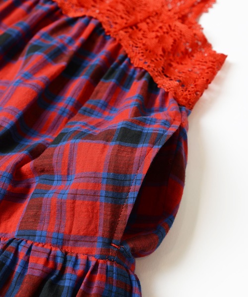 HOLIDAY(ホリデイ)の「KUMA LACE CHECK VOLUME MINI DRESS クマレースチェックボリュームミニドレス(ワンピース・レディース・レッド・ONE SIZE)」の4枚目の写真