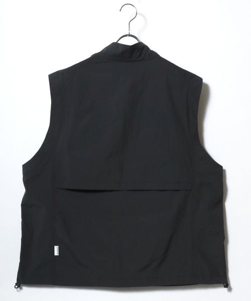 BEN DAVIS（ベンデイビス）の「BENDAVIS/ベンデイビス ナイロン 裏メッシュ ロゴ刺繍 スタンドベスト レディース メンズ（ベスト・メンズ・アイボリー/ブラック・LL/L/M）」の4枚目の写真