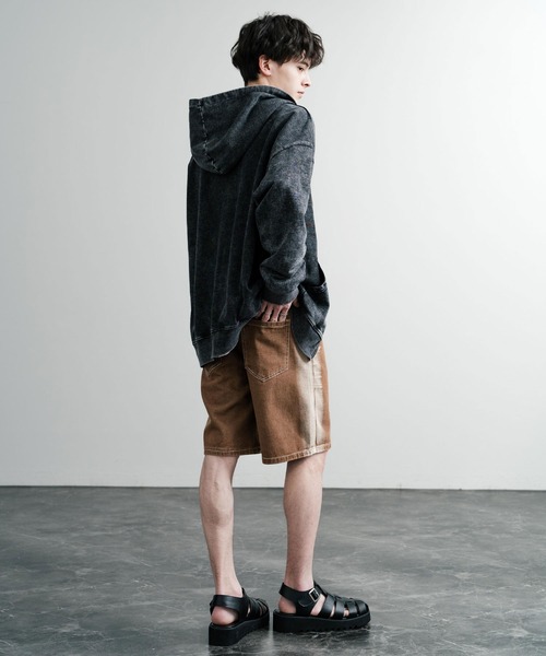 Rocky Monroe(ロッキーモンロー)の「グラデーションサイドライン ワイドデニムイージーショートパンツ(デニムパンツ・メンズ・ブラック/ブラウン/グレー・XL/L/M)」の11枚目の写真