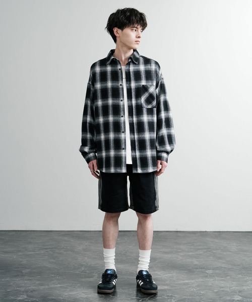 Rocky Monroe(ロッキーモンロー)の「グラデーションサイドライン ワイドデニムイージーショートパンツ(デニムパンツ・メンズ・ブラック/ブラウン/グレー・XL/L/M)」の9枚目の写真
