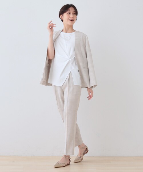 INDIVI(インディヴィ)の「【洗える】ねじりデザインTシャツ(Tシャツ/カットソー・レディース・ブルー系その他/ダークオリーブ/ブラック/ホワイト/グリーン/ベージュ/オフホワイト・05/19/15 /13/38/34)」の11枚目の写真
