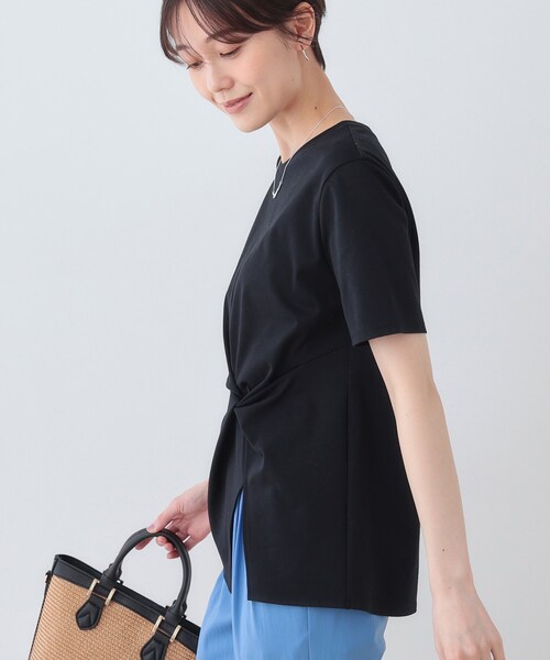 INDIVI(インディヴィ)の「【洗える】ねじりデザインTシャツ(Tシャツ/カットソー・レディース・ブルー系その他/ダークオリーブ/ブラック/ホワイト/グリーン/ベージュ/オフホワイト・05/19/15 /13/38/34)」の17枚目の写真