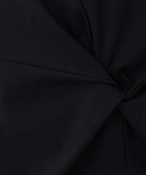 INDIVI(インディヴィ)の「【洗える】ねじりデザインTシャツ(Tシャツ/カットソー・レディース・ブルー系その他/ダークオリーブ/ブラック/ホワイト/グリーン/ベージュ/オフホワイト・05/19/15 /13/38/34)」の19枚目の写真