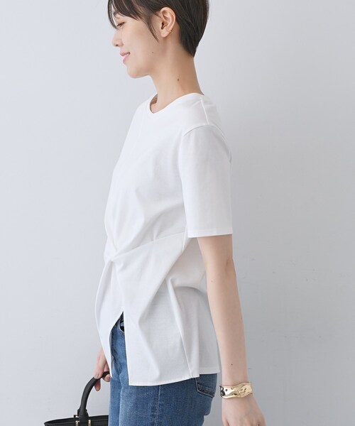 INDIVI（インディヴィ）の「【洗える】ねじりデザインTシャツ（Tシャツ/カットソー・レディース・ブルー系その他/ダークオリーブ/ブラック/ホワイト/グリーン/ベージュ/オフホワイト・05/19/15 /13/38/34）」の13枚目の写真