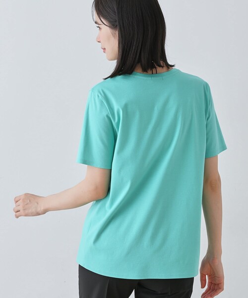 INDIVI（インディヴィ）の「【洗える】ねじりデザインTシャツ（Tシャツ/カットソー・レディース・ブルー系その他/ダークオリーブ/ブラック/ホワイト/グリーン/ベージュ/オフホワイト・05/19/15 /13/38/34）」の20枚目の写真