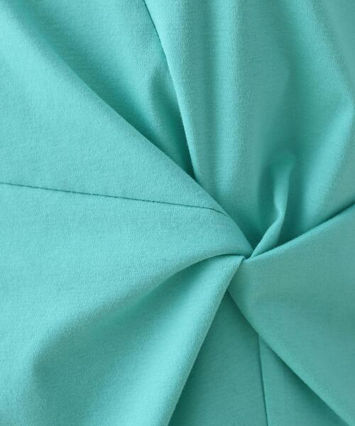 INDIVI（インディヴィ）の「【洗える】ねじりデザインTシャツ（Tシャツ/カットソー・レディース・ブルー系その他/ダークオリーブ/ブラック/ホワイト/グリーン/ベージュ/オフホワイト・05/19/15 /13/38/34）」の22枚目の写真