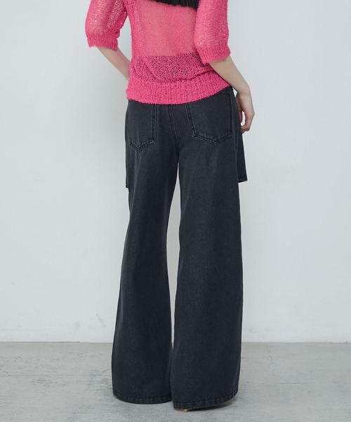 le ELMi（ルエルミ）の「Slit straight denim pants / スリット ストレートデニムパンツ（デニムパンツ・レディース・ライトブルー/ブラック・M/L）」の22枚目の写真