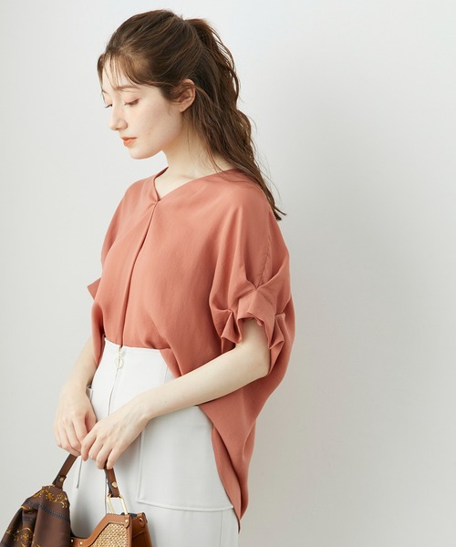 12Twelve Agenda(トゥエルブ アジェンダ)の「NANOTEXタックスリーブブラウス(シャツ/ブラウス・レディース・オフホワイト/ネイビー/イエロー/コーラル/チャコールグレー/ブルー・M)」の22枚目の写真