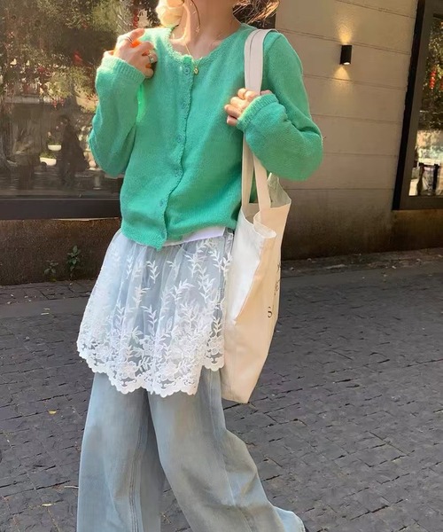 Chiina（チーナ）の「Chiina / クルーネックカラーカーディガン（カーディガン/ボレロ・レディース・ブルー/イエロー/ホワイト/グリーン・FREE）」の11枚目の写真