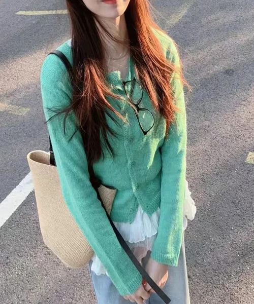 Chiina（チーナ）の「Chiina / クルーネックカラーカーディガン（カーディガン/ボレロ・レディース・ブルー/イエロー/ホワイト/グリーン・FREE）」の8枚目の写真