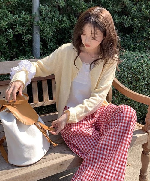 Chiina（チーナ）の「Chiina / クルーネックカラーカーディガン（カーディガン/ボレロ・レディース・ブルー/イエロー/ホワイト/グリーン・FREE）」の16枚目の写真