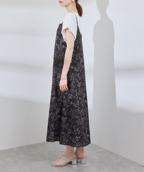 ROPE' PICNIC（ロペピクニック）の「【前後2WAY】ガーデンフラワーキャミワンピース/リンクコーデ（ワンピース・レディース・ブラック系その他/ホワイト系その他・38）」の21枚目の写真