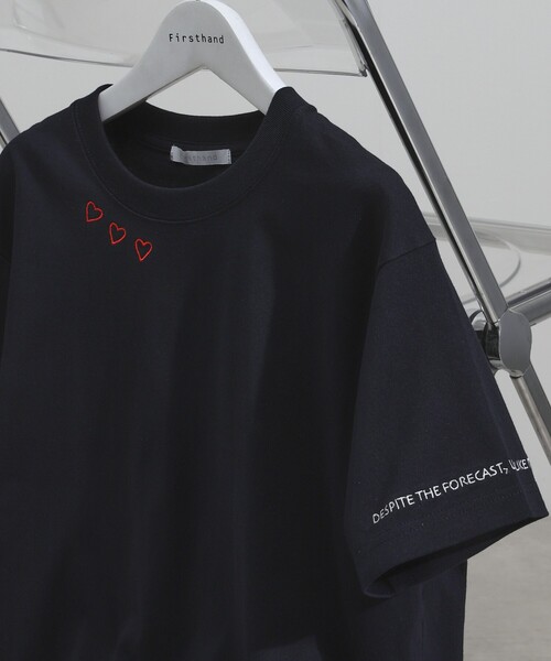 Firsthand（ファーストハンド）の「Firsthand/ファーストハンド オーガニックコットン ハート ロゴ刺繍Tシャツ / クルーネック ワンポイントロゴ 刺繍半袖Tシャツ（Tシャツ/カットソー・レディース・ブラック/ホワイト/ネイビー/グリーン・FREE）」の4枚目の写真
