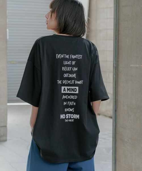 PBLIM（ページボーイリム）の「《UNISEX》ボックスロゴTシャツ（Tシャツ/カットソー・レディース・ホワイト/ブラック/エンジ・MEDIUM/LARGE）」の17枚目の写真