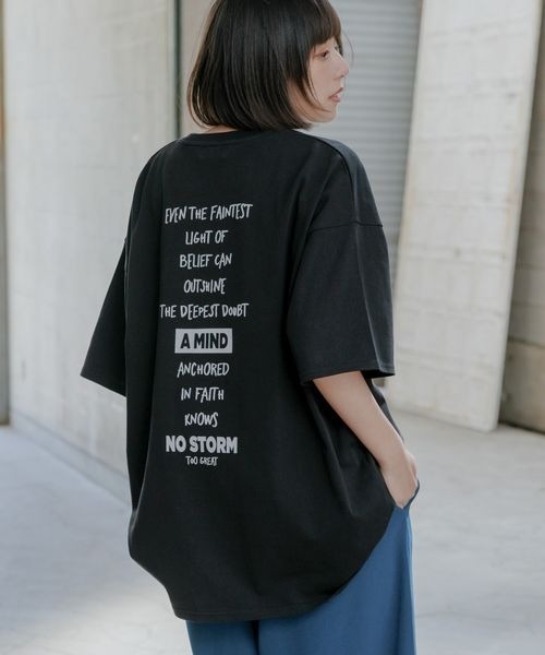 PBLIM（ページボーイリム）の「《UNISEX》ボックスロゴTシャツ（Tシャツ/カットソー・レディース・ホワイト/ブラック/エンジ・MEDIUM/LARGE）」の16枚目の写真