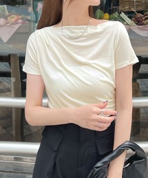 アシンメトリードレープTシャツ