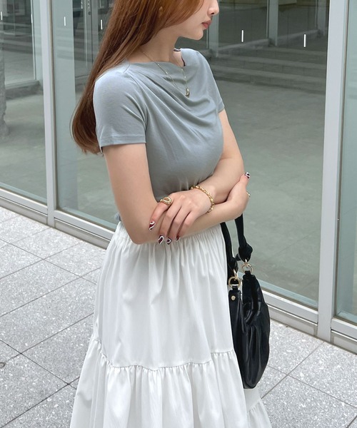 Futier land(フューティアランド)の「アシンメトリードレープTシャツ(Tシャツ/カットソー・レディース・ブルー/ブラック/イエロー/ホワイト/ピンク・MEDIUM/LARGE)」の8枚目の写真