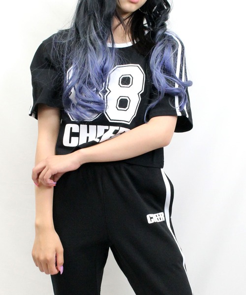 CHEER(チアー)の「ショルダーダブルラインショートTEE(Tシャツ/カットソー・レディース・ホワイト/ブラック・S/M/L)」の4枚目の写真