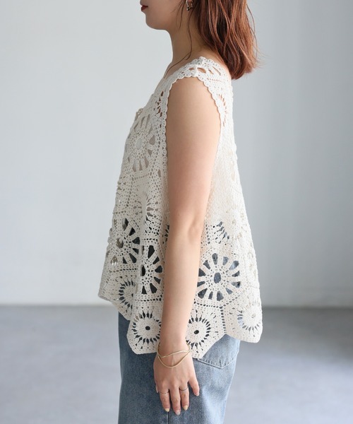 Riberry（リベリー）の「Uネックかぎ針クロシェ編みベスト（ベスト・レディース・キナリ/ブラック・MEDIUM）」の18枚目の写真