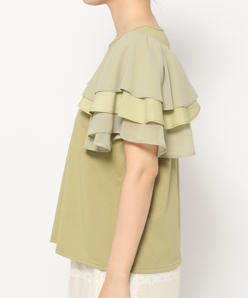 mysty woman(ミスティウーマン)の「異素材フリルスリーブプルオーバー 497238(Tシャツ/カットソー・レディース・オフホワイト/ブラック/グリーン・FREE)」の10枚目の写真