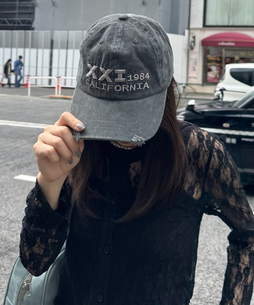 FOREVER 21(フォーエバー トゥエンティーワン)の「【2025SS】ヴィンテージ加工キャップ(キャップ・レディース・ネイビー/レッド/ブラック・FREE)」の12枚目の写真