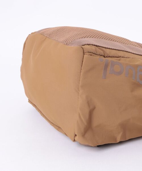 Desigual（デシグアル）の「マルチポジションのドローストリングバックパック（バックパック/リュック・レディース・レッド・FREE）」の8枚目の写真