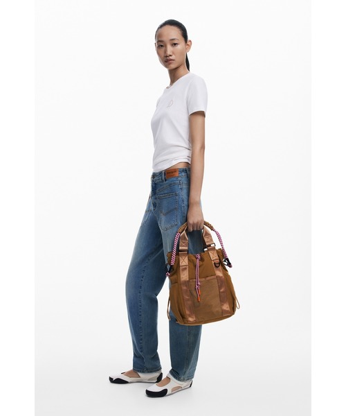 Desigual（デシグアル）の「マルチポジションのドローストリングバックパック（バックパック/リュック・レディース・レッド・FREE）」の6枚目の写真