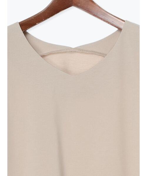 Te chichi TERRASSE（テチチテラス）の「【接触冷感】Vネックフレンチスリーブトップス（Tシャツ/カットソー・レディース・ブラック/ベージュ/オフホワイト・F）」の8枚目の写真