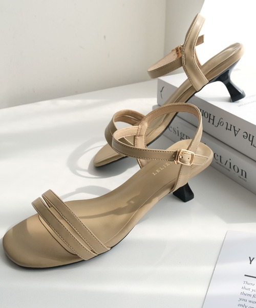 【関税込み】Studio Amelia ヒールサンダル アシンメトリーヒールサンダル(S IVORY): SHOES