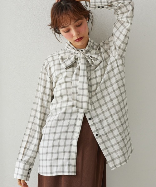 RANAN(ラナン)の「2wayボウタイチェックシャツ(シャツ/ブラウス・レディース・ブラック/ホワイト・M/L/LL)」の2枚目の写真