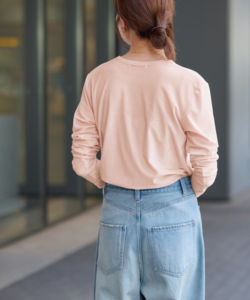 JOURNAL STANDARD relume（ジャーナルスタンダード　レリューム）の「シアーベロアクルーネックロングTEE（Tシャツ/カットソー・レディース・ブラウン/グリーン/ピンク/チャコールグレー・FREE）」の10枚目の写真