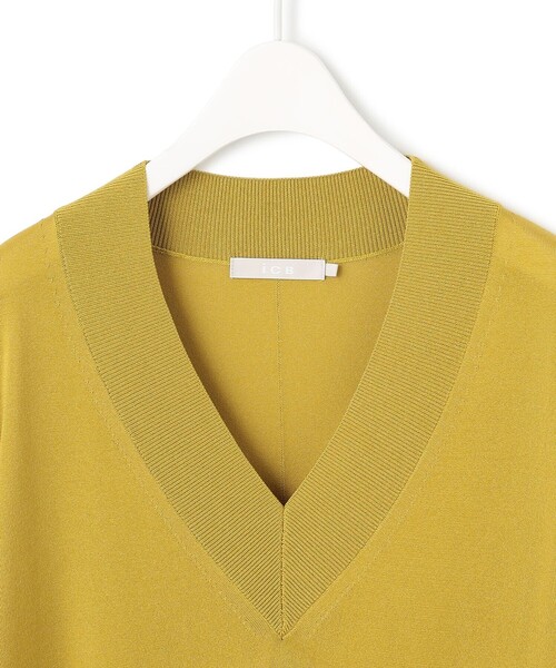 依頼の方専用　タグ付き　ICB ニット シルクヴィスコースハイゲージ Vネックニット（ニット/セーター