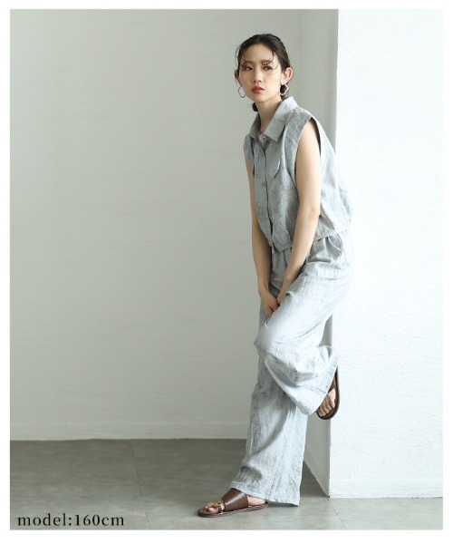Sawa a la mode(サワアラモード)の「ノースリーブシャツ&ワイドパンツセットアップ(セットアップ・レディース・グレー/ライトブルー・FREE)」の11枚目の写真