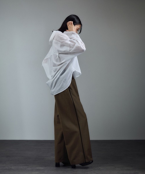 SALON adam et rope'（サロン アダム エ ロペ）の「GREENWOOLサイドベロアラインパンツ［ストレッチ・接触冷感・防シワ］（その他パンツ・レディース・グレー/ブラック/ブラウン・S/M）」の8枚目の写真