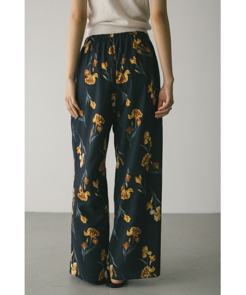 ニュアンスフラワーリラックスパンツ（その他パンツ