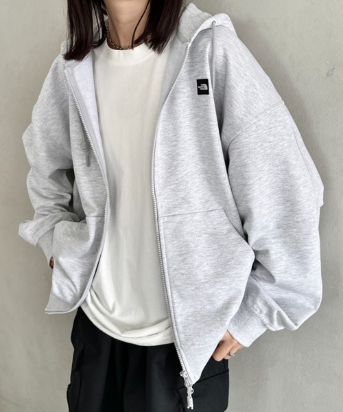 THE NORTH FACE（ザノースフェイス）の「国内未発売  THE NORTH FACE(ザ・ノースフェイス)/ESSENTIAL HOOD ZIP UP/ワンポイント ロゴ ジップパーカー フーディ タックデザイン（パーカー・レディース・ブラウン/グレー/ブラック・L/XXL/M/XL）」の20枚目の写真