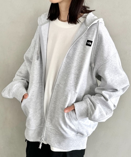 THE NORTH FACE（ザノースフェイス）の「国内未発売  THE NORTH FACE(ザ・ノースフェイス)/ESSENTIAL HOOD ZIP UP/ワンポイント ロゴ ジップパーカー フーディ タックデザイン（パーカー・レディース・ブラウン/グレー/ブラック・L/XXL/M/XL）」の18枚目の写真