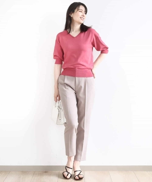 OFUON le MK(オフオンルエムケー)の「ハイゲージVネックニット/UVカット/接触冷感/洗える/WEB限定サイズあり(ニット/セーター・レディース・ライトブルー/ピンク/ブラウン/ホワイト・38/36)」の7枚目の写真